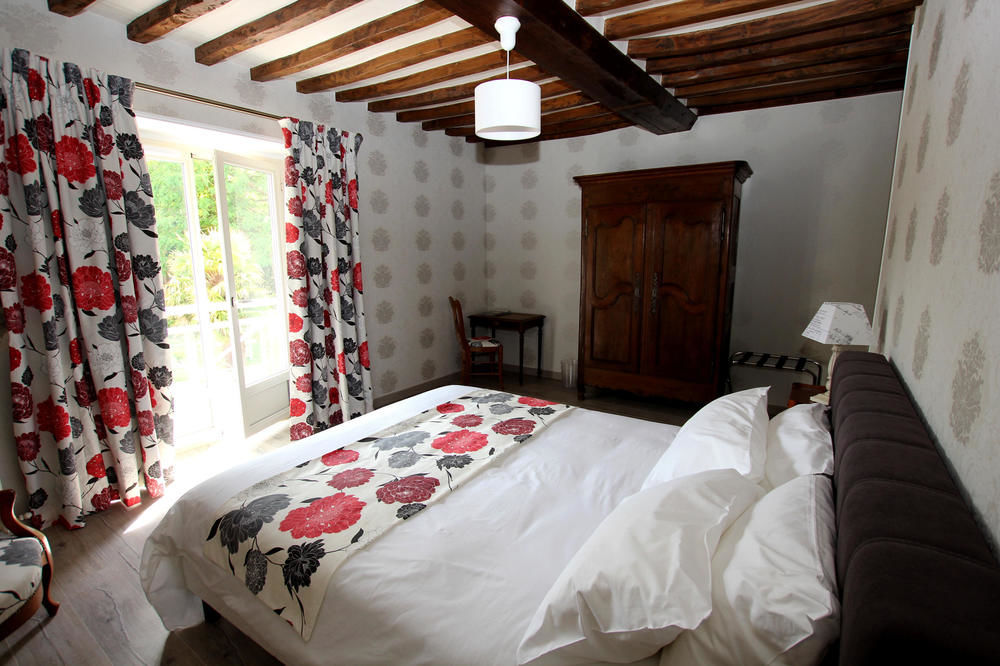 La Maison Periot Bed & Breakfast Trevieres Bagian luar foto